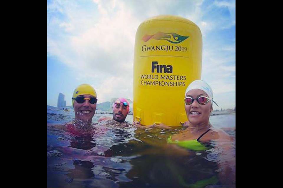 Os nadadores do Naval que competiram nos 3 km de águas abertas. foto CNF